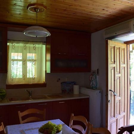 Holiday Home Dionysis Khorevtón Buitenkant foto